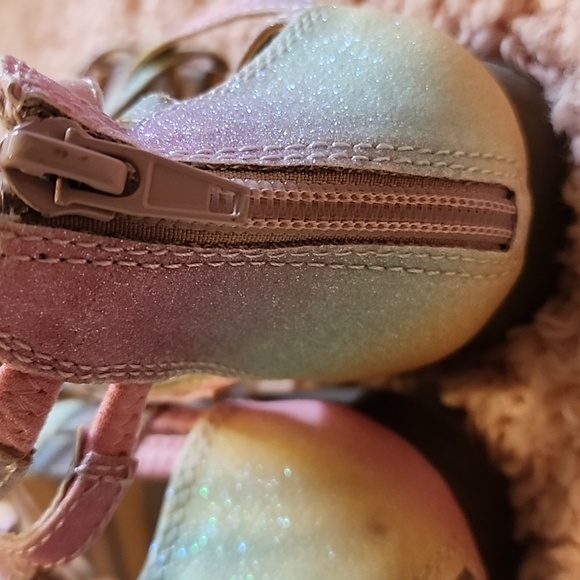 Rainbow Sandals - Picture 4 of 7